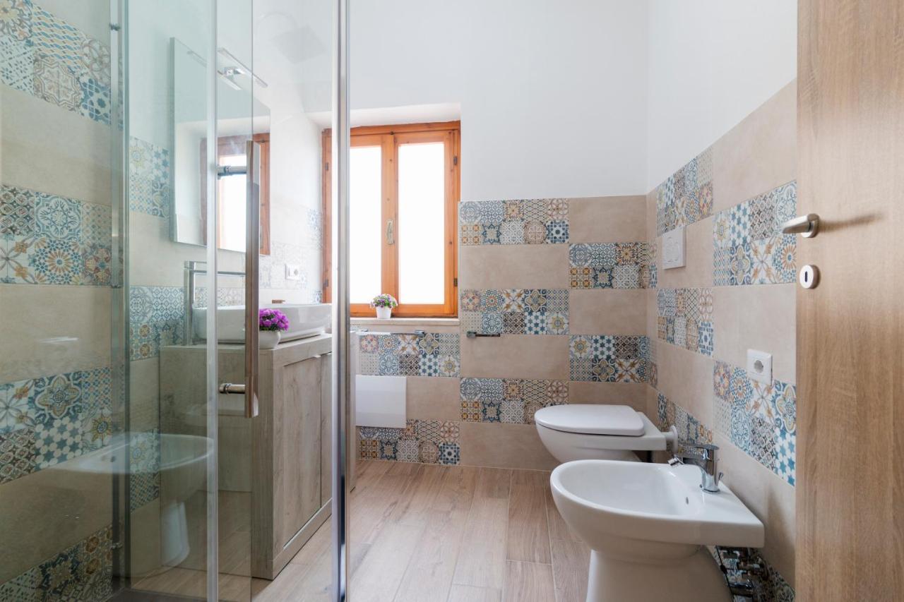 Uncle Leonard'S House Apartment Cala Gonone Luaran gambar